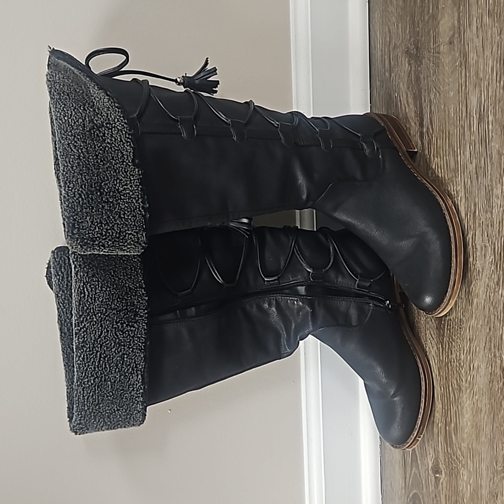 Black Boots